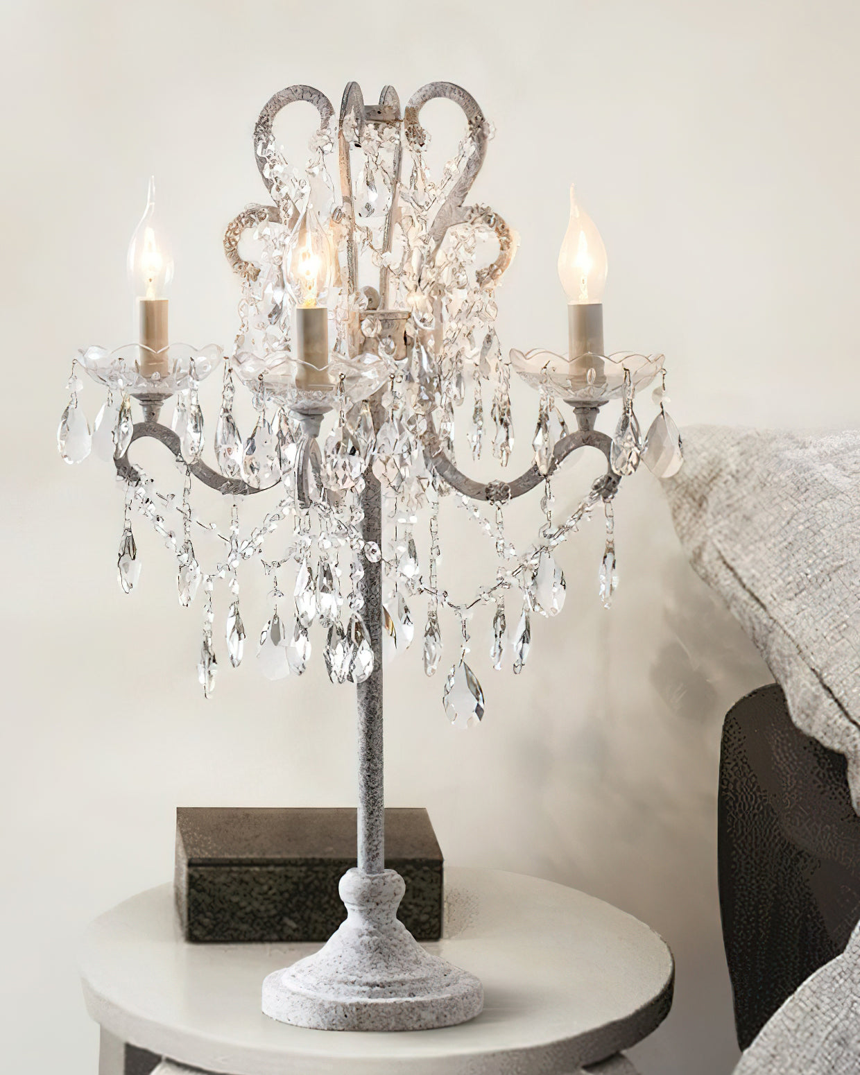 WINTHROP CRYSTAL GLOBE TABLE ILLUMINATOR