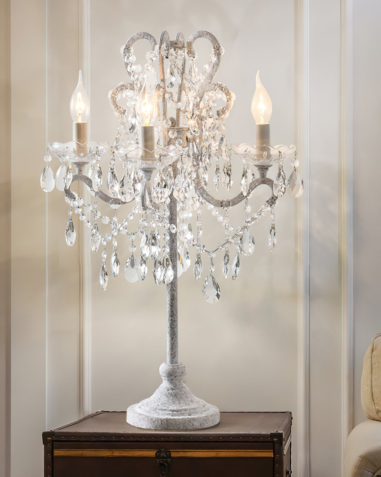 WINTHROP CRYSTAL GLOBE TABLE ILLUMINATOR