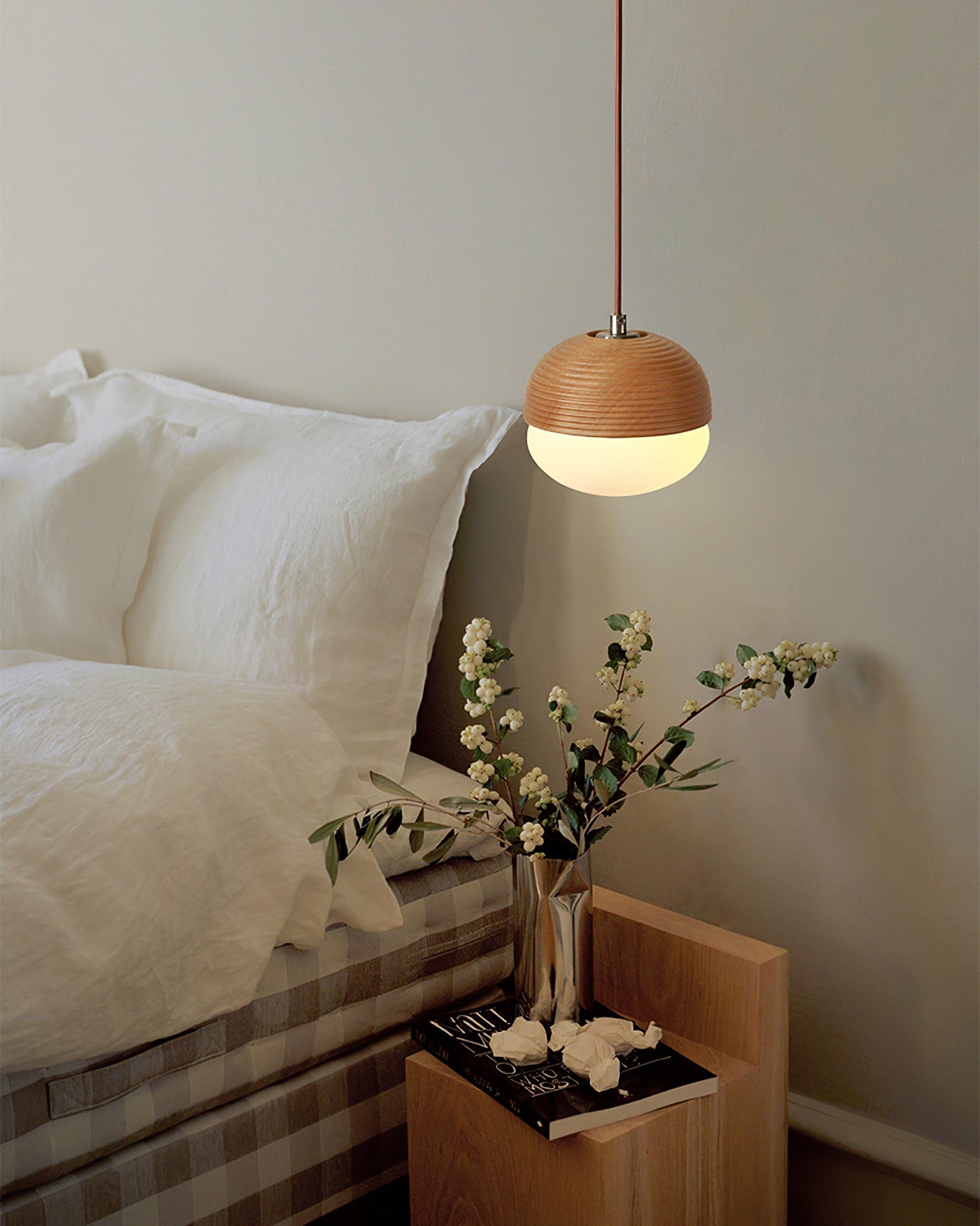 THISTLEWOOD NUT HANGING LANTERN