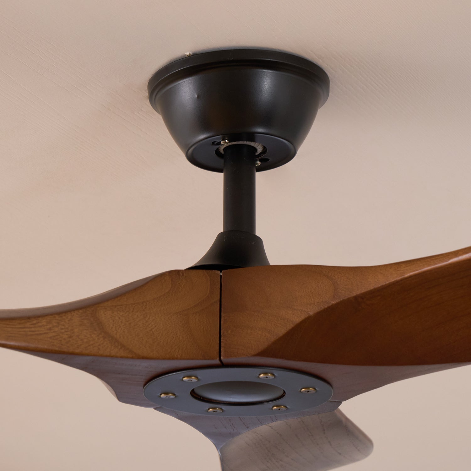 WINDSOR WHIRL CEILING AERODYNAMICS FAN