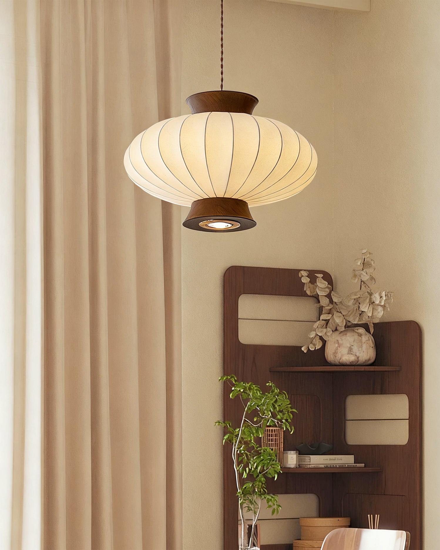WINTHROP HANGING GLASS ILLUMINATOR