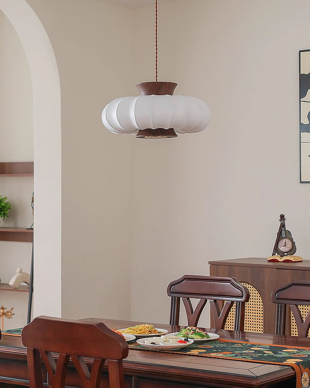 WINTHROP HANGING GLASS ILLUMINATOR