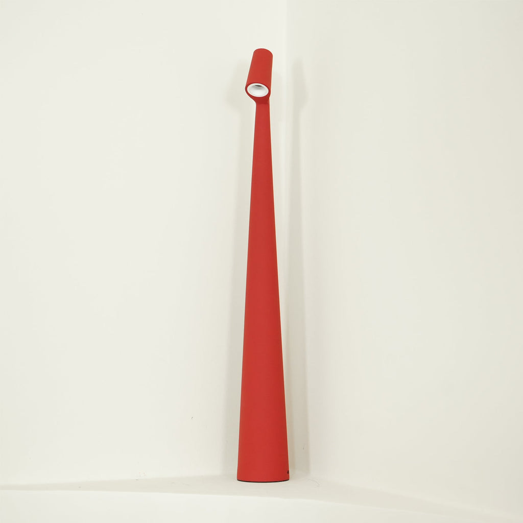 WINDSOR WICKED WIRELESS TABLE LANTERN