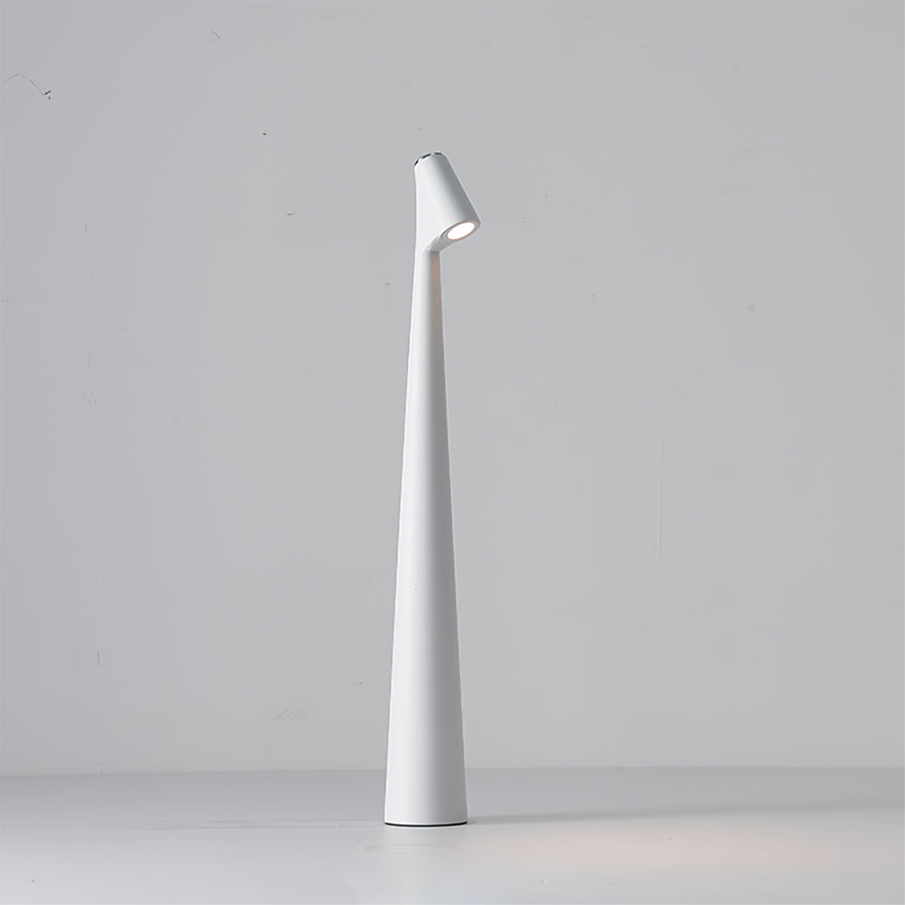 WINDSOR WICKED WIRELESS TABLE LANTERN