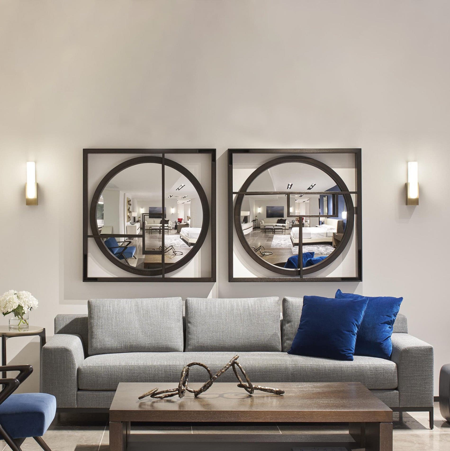 CHARLESTON IVORY GLOW WALL SCONCE