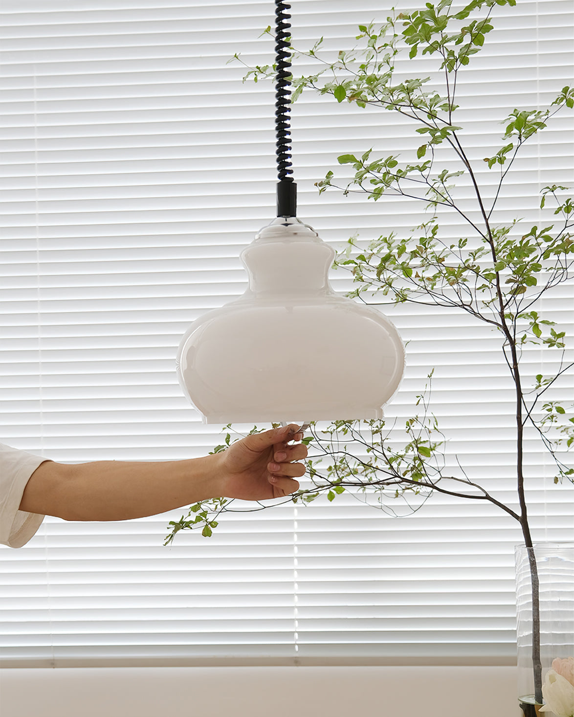 RAVENSCROFT WOVEN HEMP PENDANT LIGHT