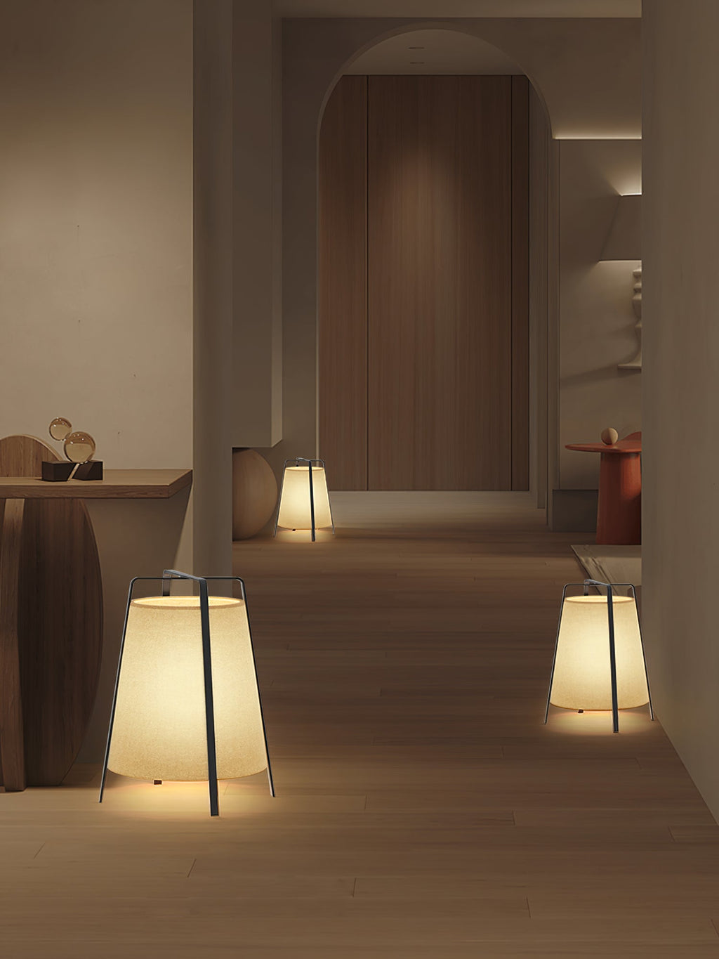 RAVENSCROFT MISTY GLASS TABLE LANTERN