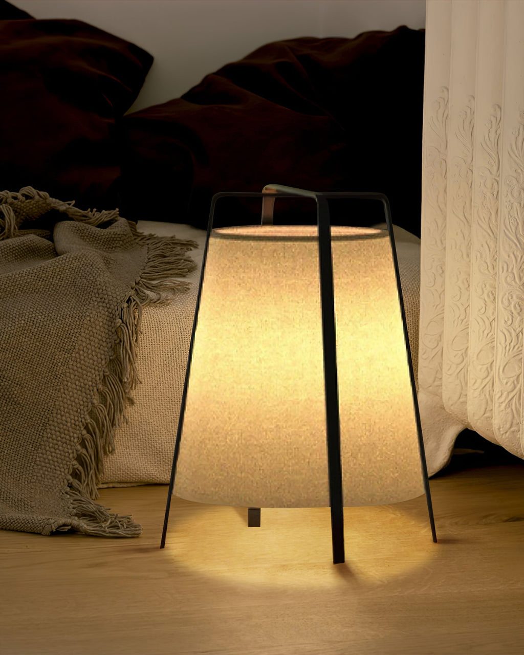 RAVENSCROFT MISTY GLASS TABLE LANTERN
