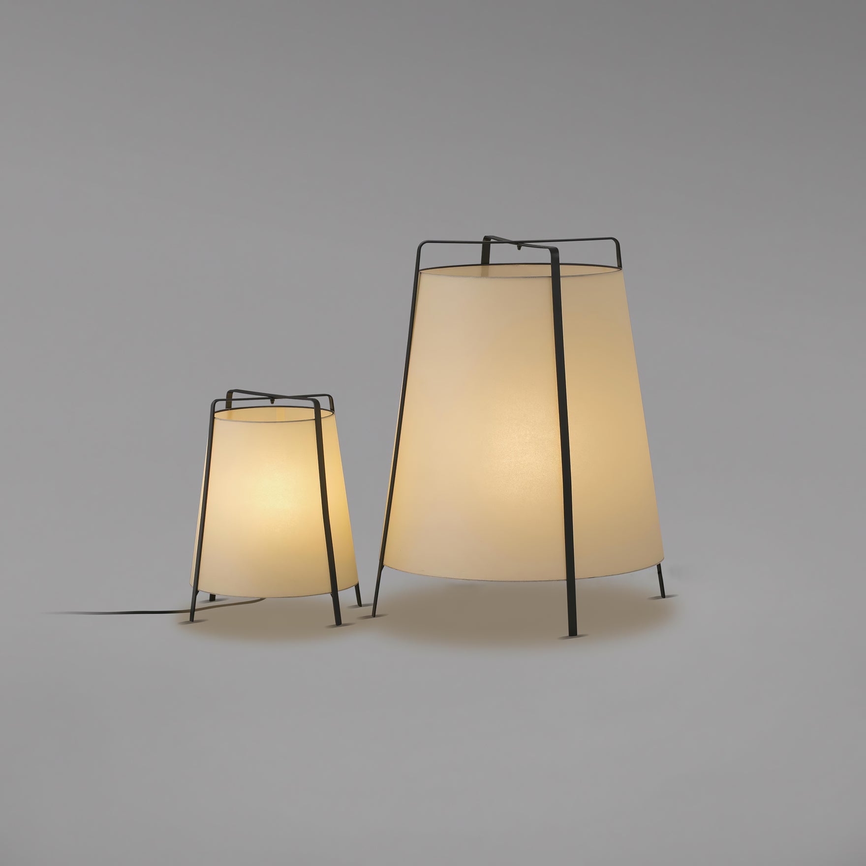 RAVENSCROFT MISTY GLASS TABLE LANTERN