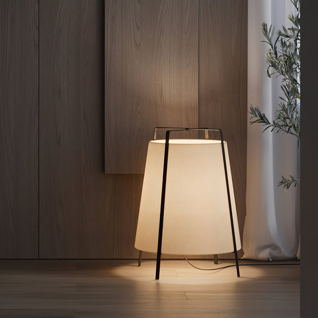 RAVENSCROFT MISTY GLASS TABLE LANTERN