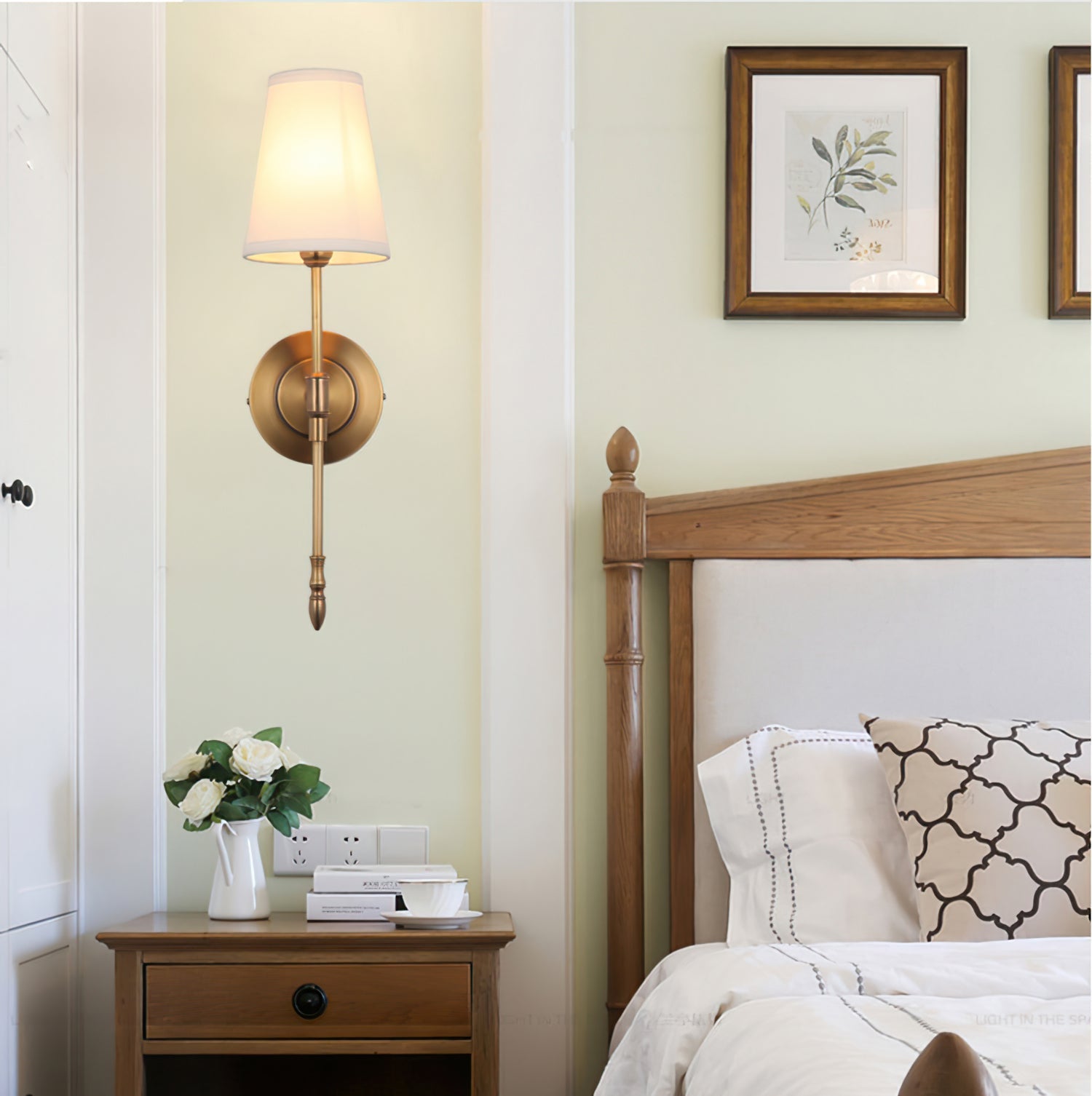 WINTHROP HIGHLAND WALL SCONCE