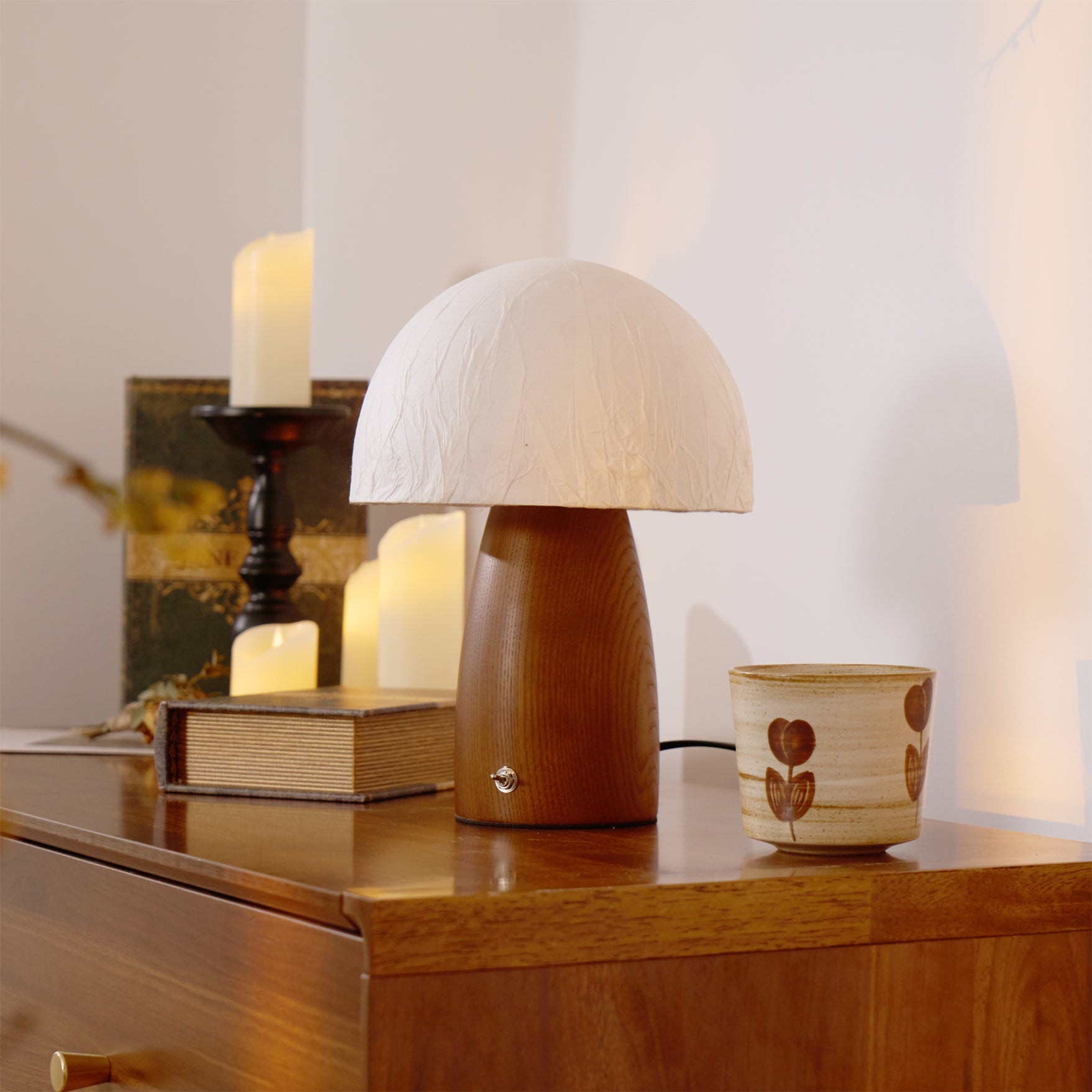 FENWICK FUNGAL GLOW TABLE LANTERN
