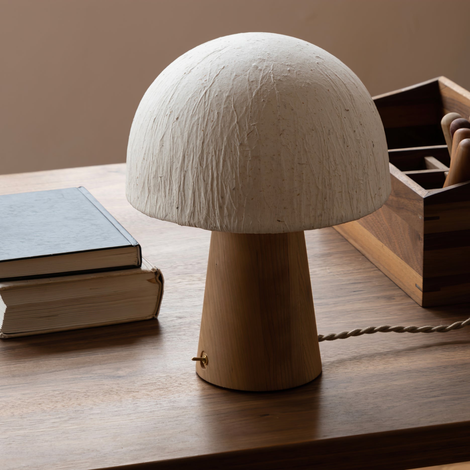 FENWICK FUNGAL GLOW TABLE LANTERN