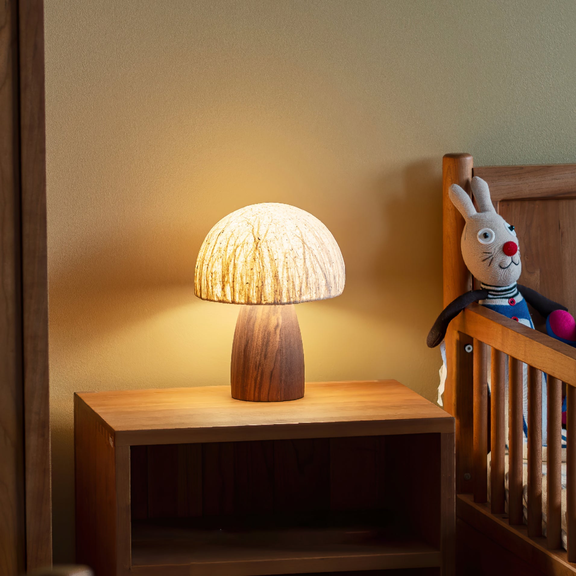 FENWICK FUNGAL GLOW TABLE LANTERN