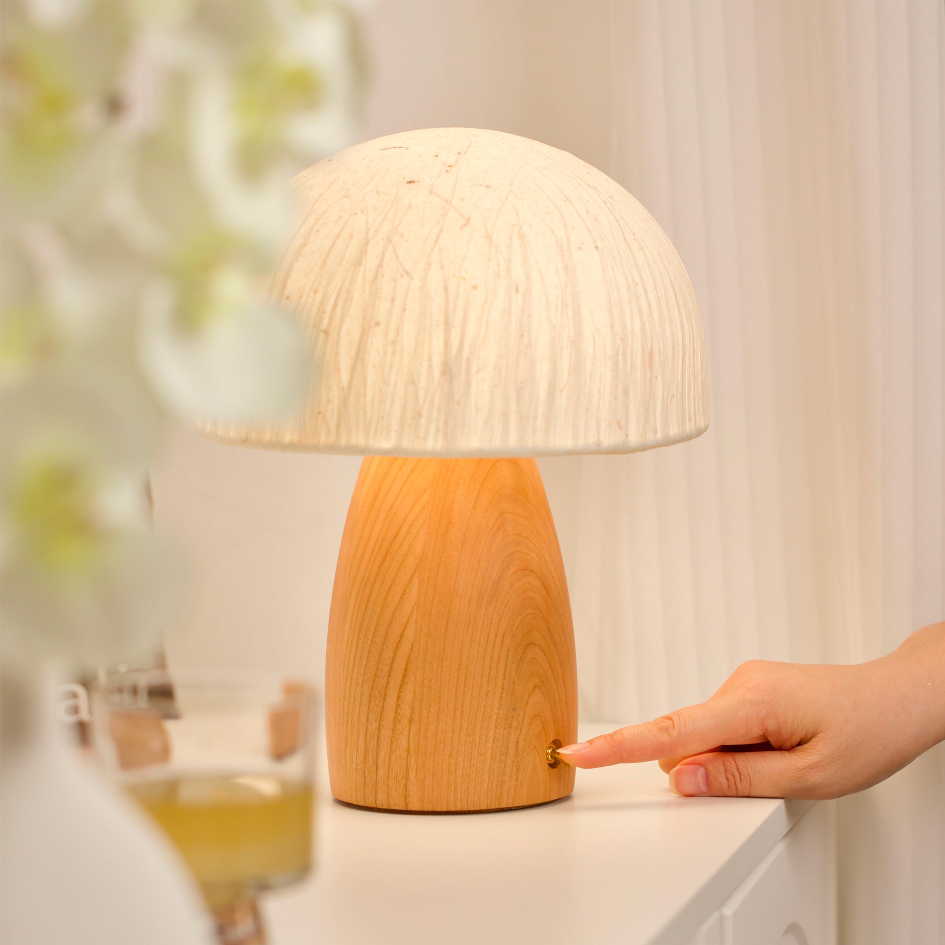 FENWICK FUNGAL GLOW TABLE LANTERN