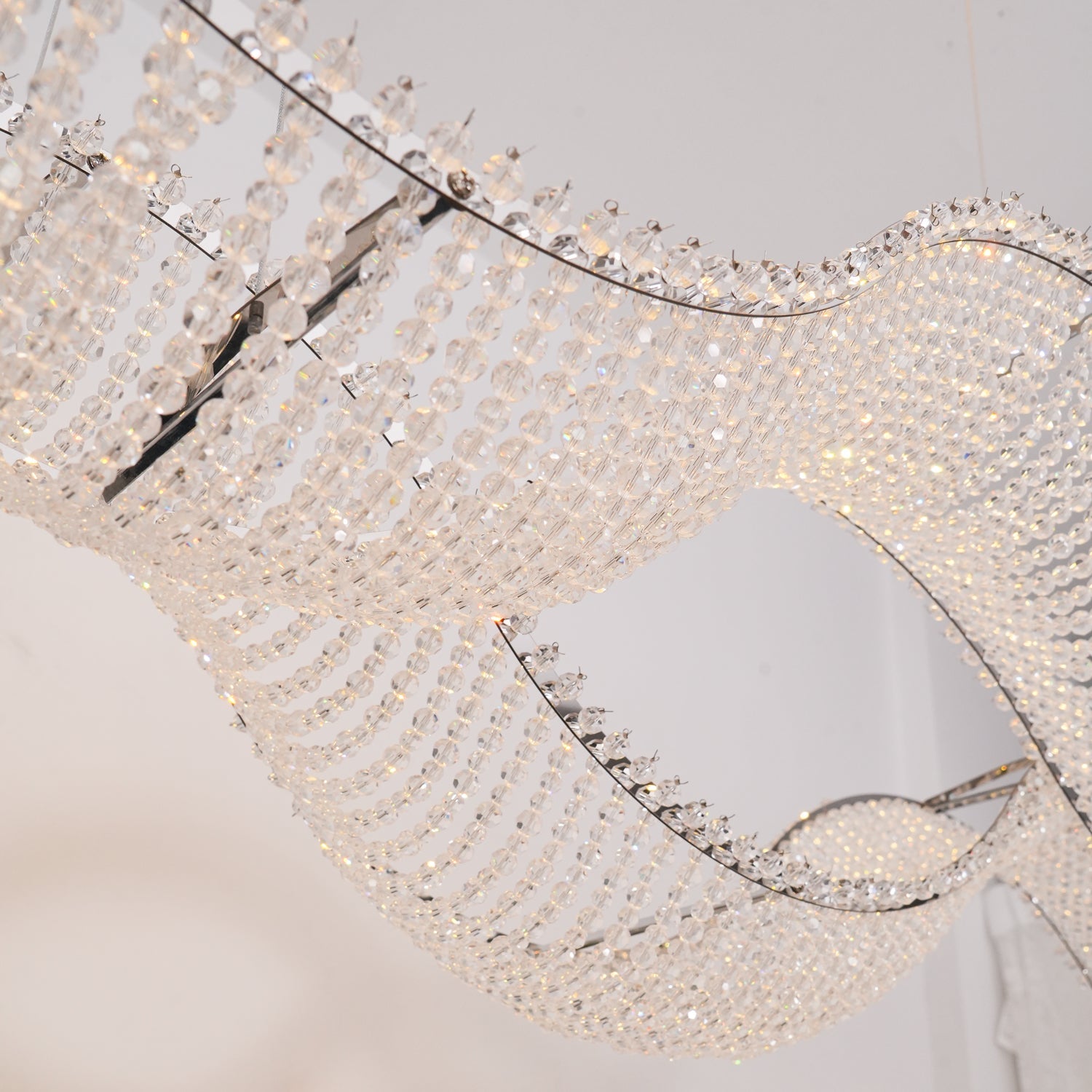 VANDERBILT CRYSTAL DROPLET CHANDELIER