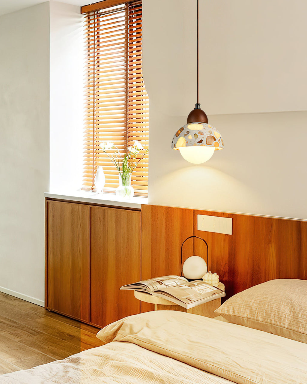 WINDSOR GLAZED CERAMIC HANGING LANTERN