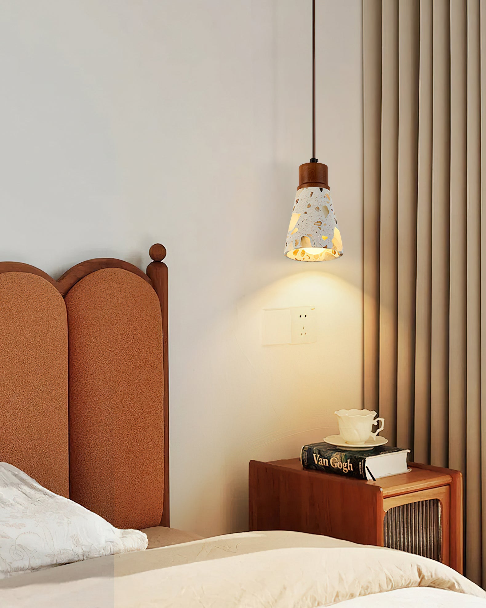 WINDSOR GLAZED CERAMIC HANGING LANTERN