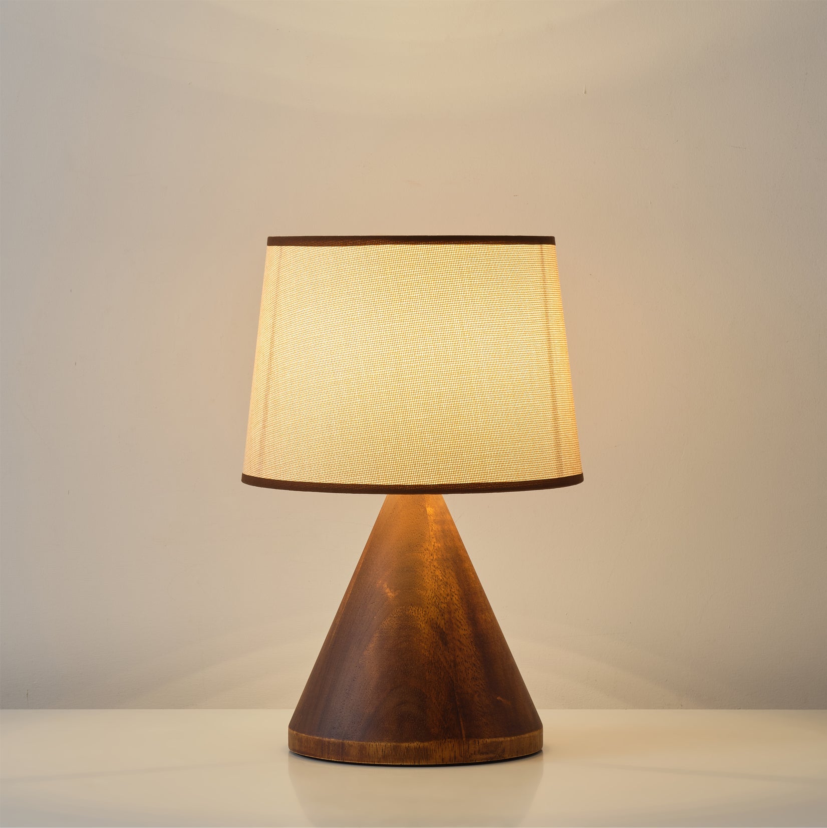 CHARLESTON BELL CURVED TABLE LIGHT