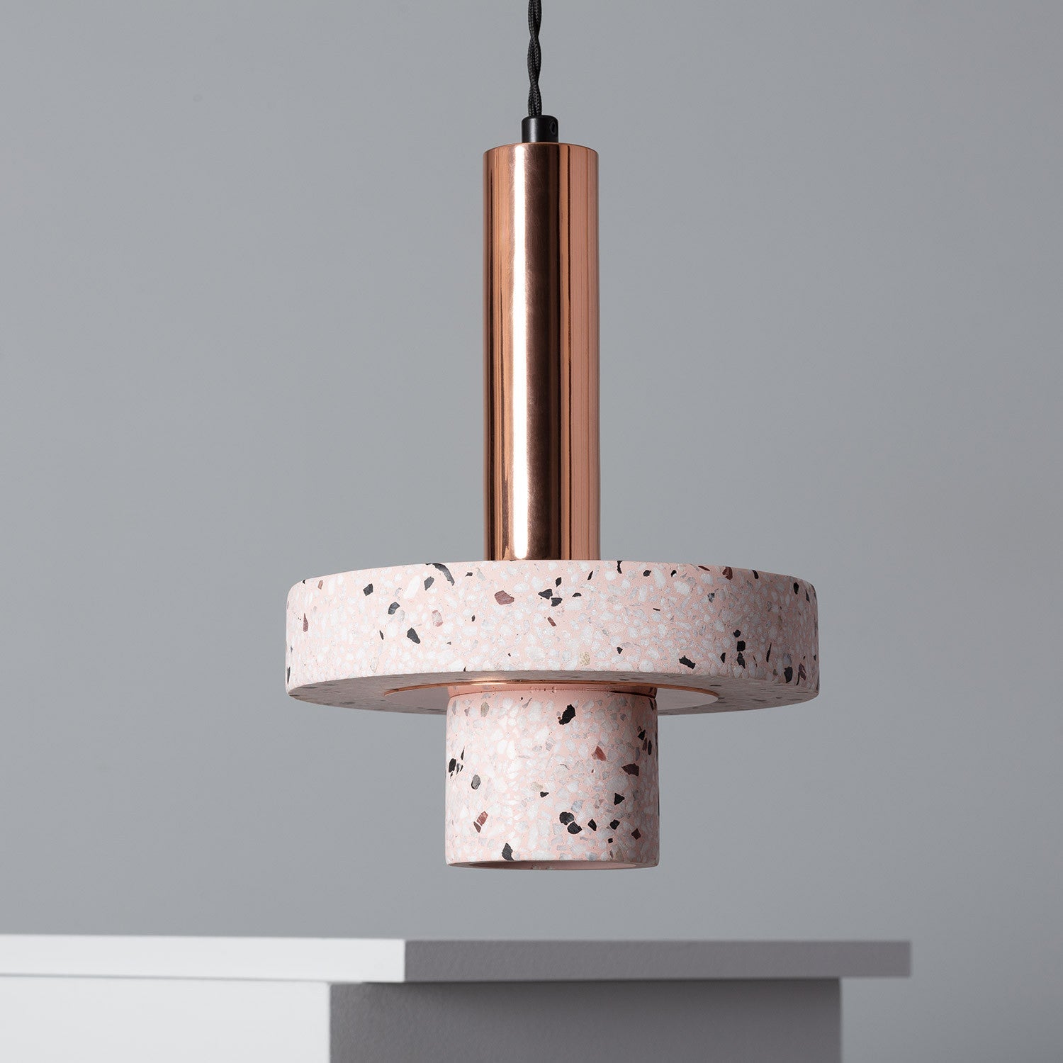 CAROLINE AMBER GLASS HANGING LANTERN