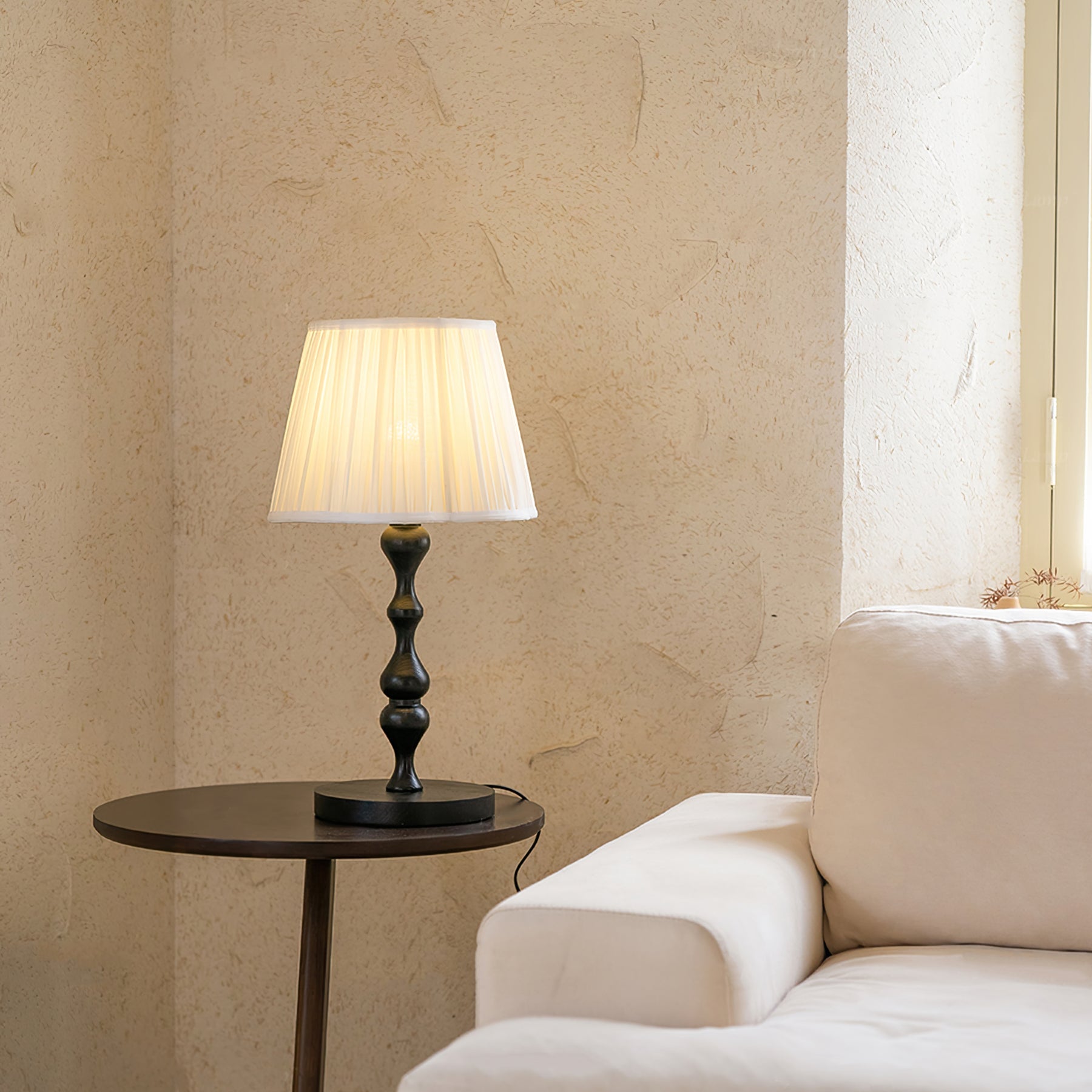 WINTHORPE GLOWING ORB TABLE LIGHT