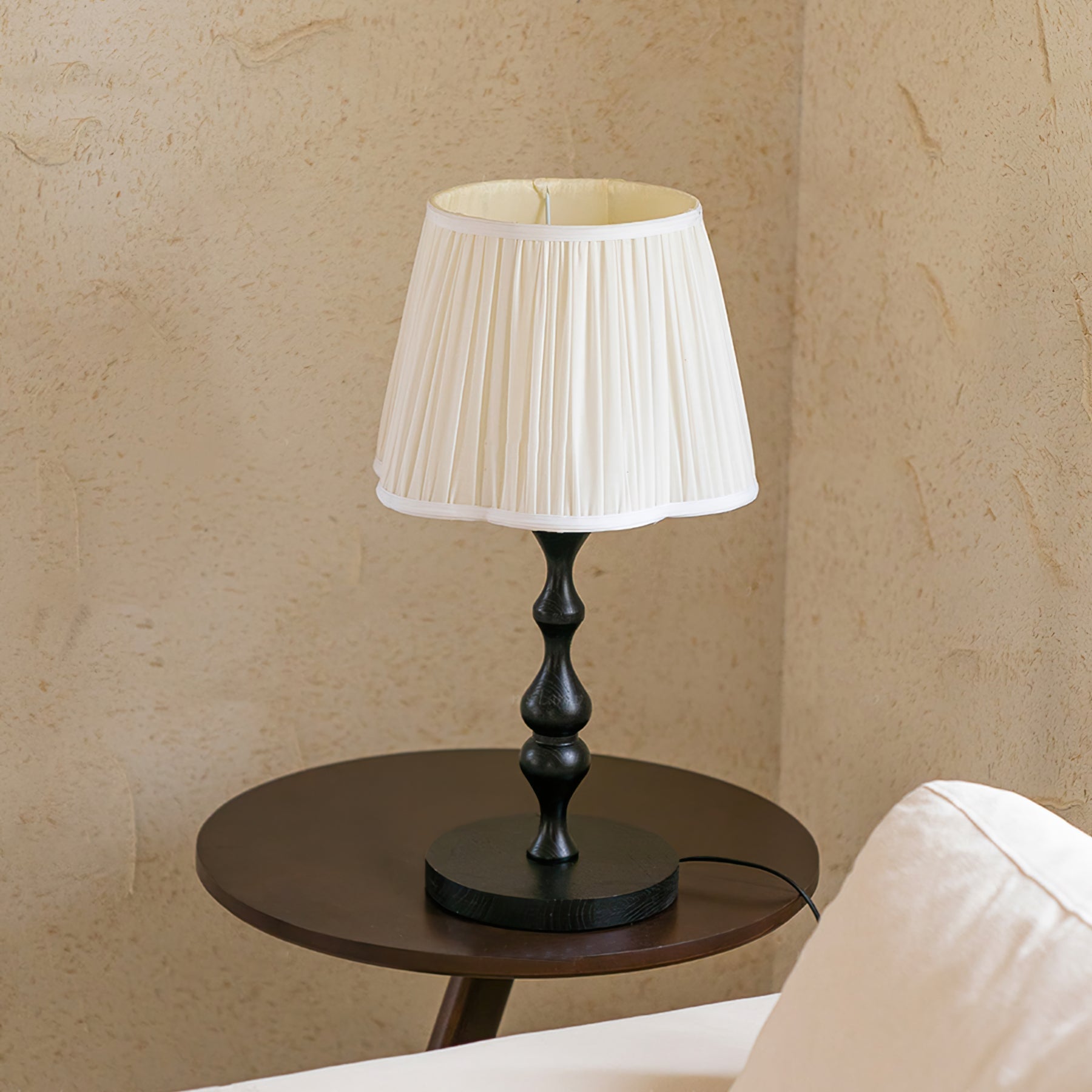 WINTHORPE GLOWING ORB TABLE LIGHT