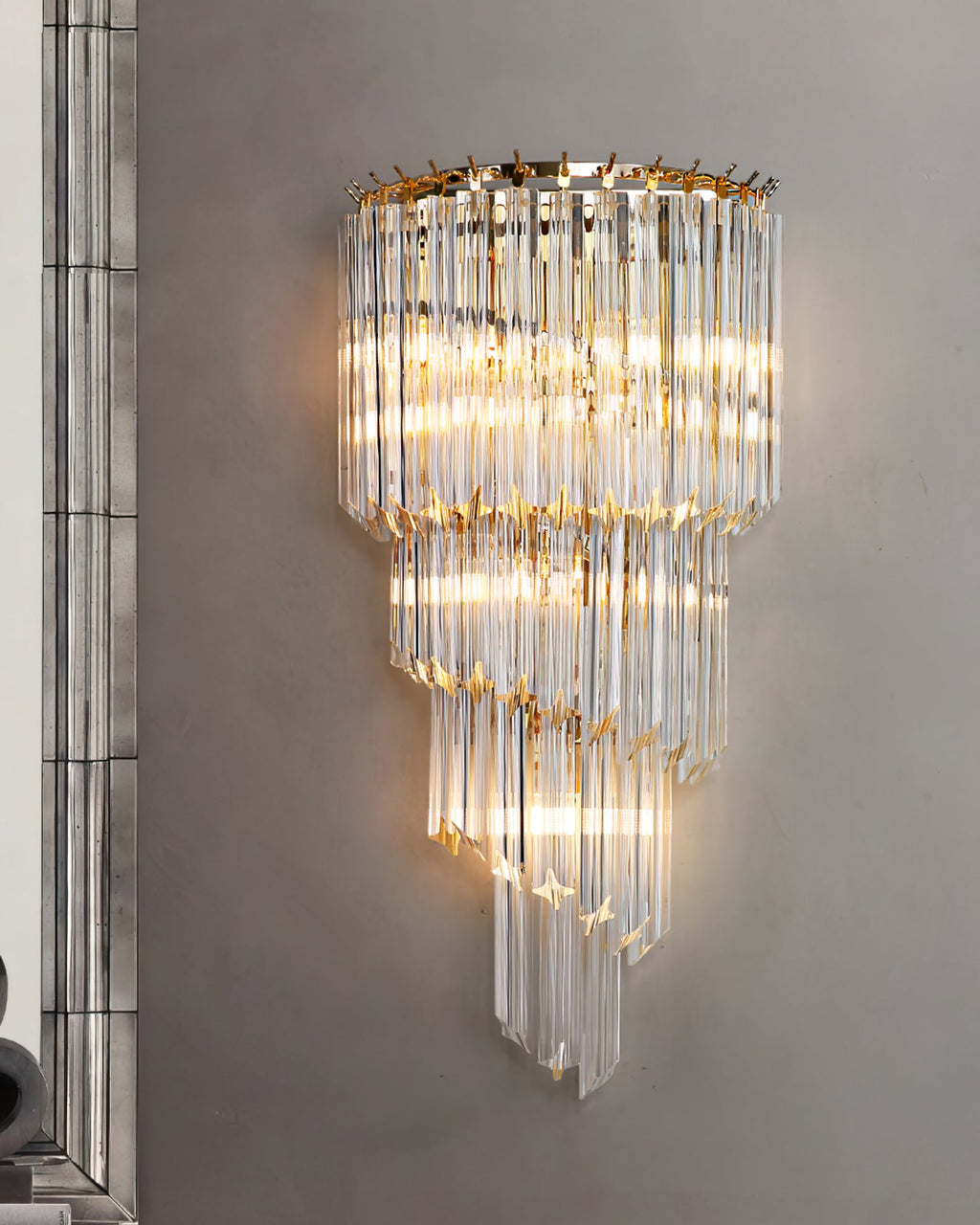 CHARLESTON WOVEN RATTAN WALL SCONCE