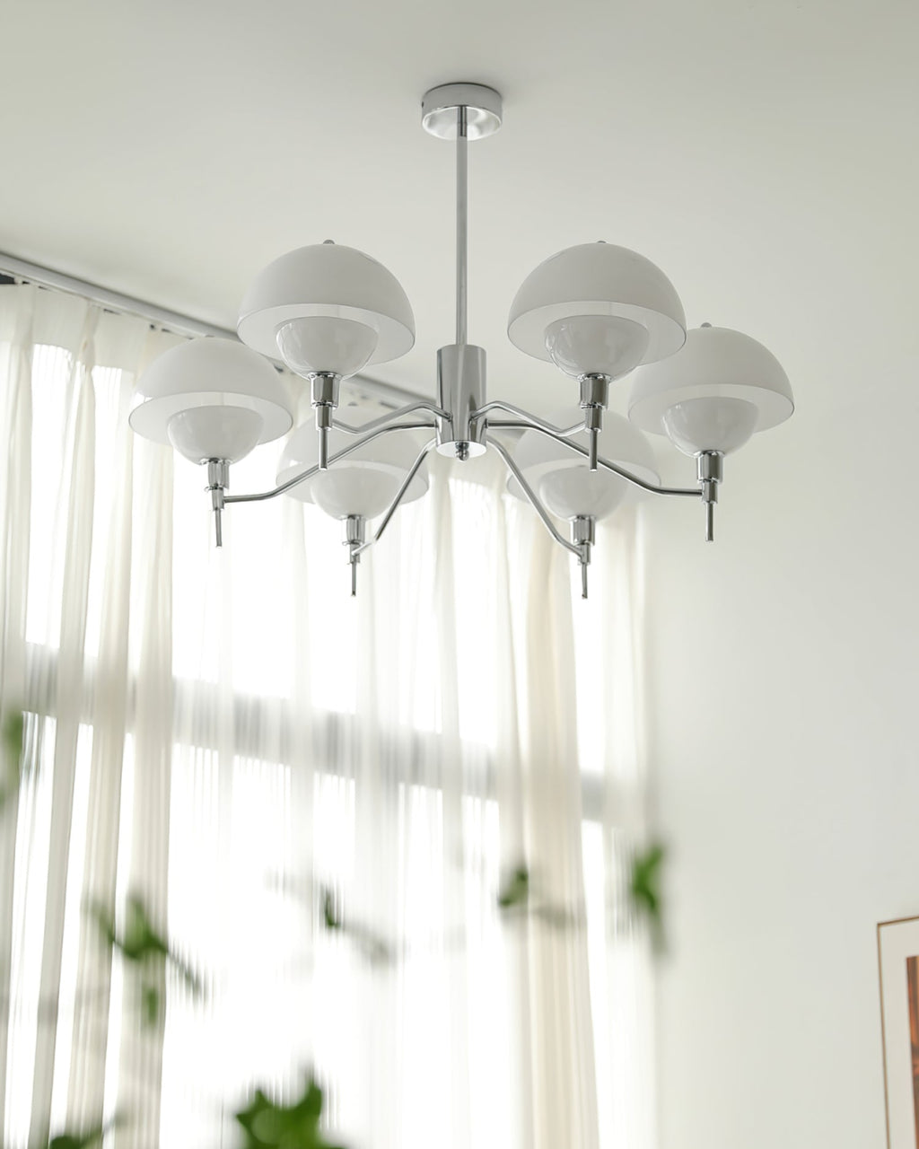 RAVENHALL GLOBE SUSPENSION LIGHT