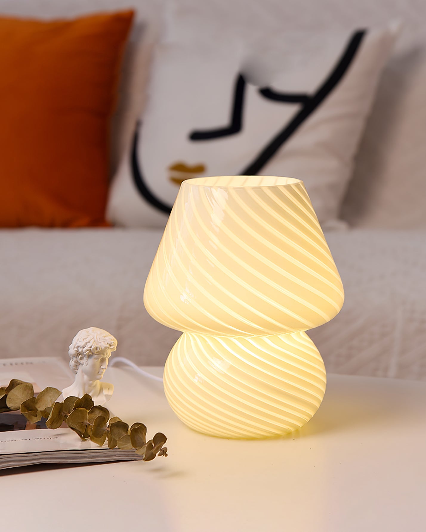 CHARLESTON CRYSTAL GLOBE TABLE LANTERN