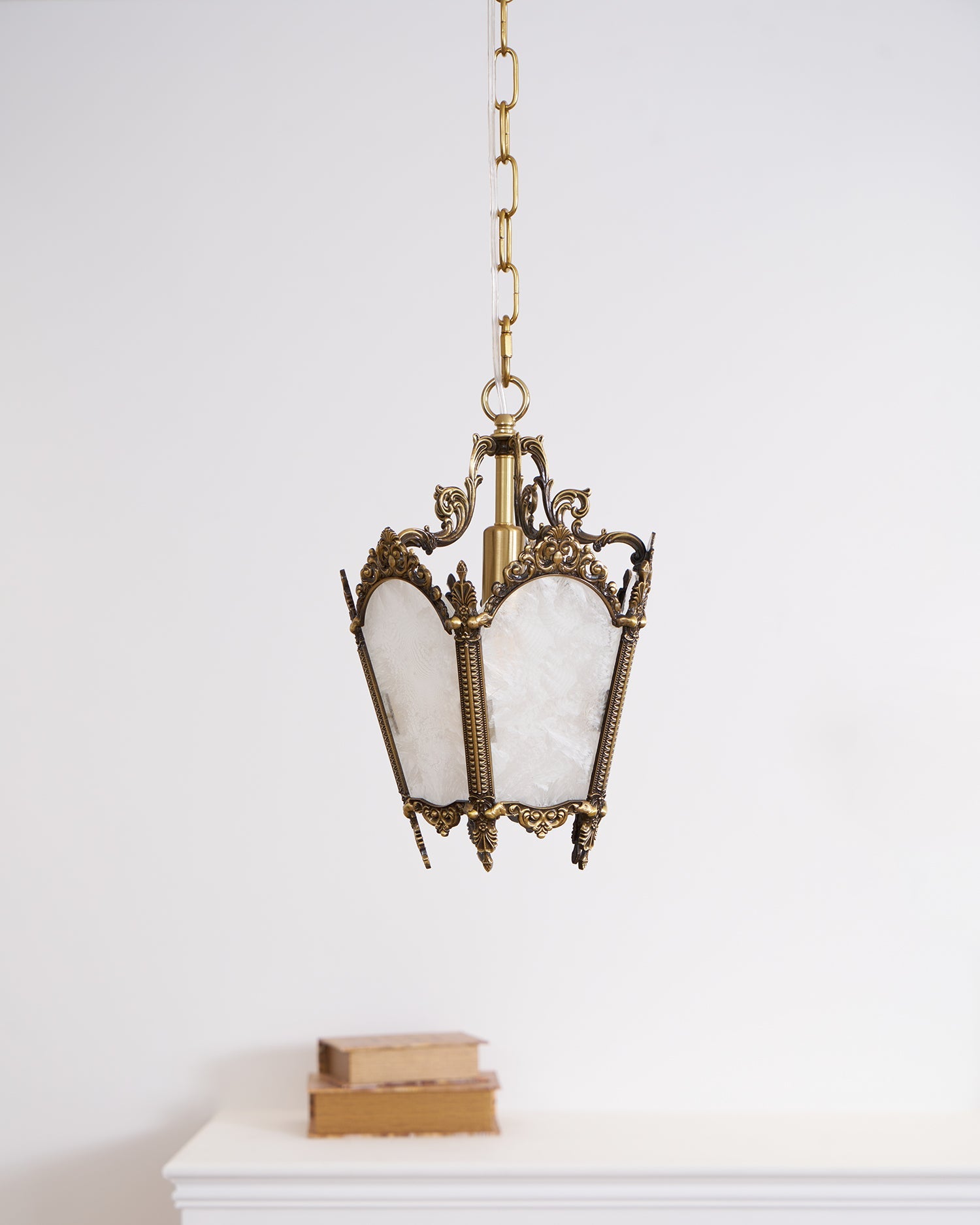 CHATHAM VICTORIAN INFLUENCE HANGING LANTERN