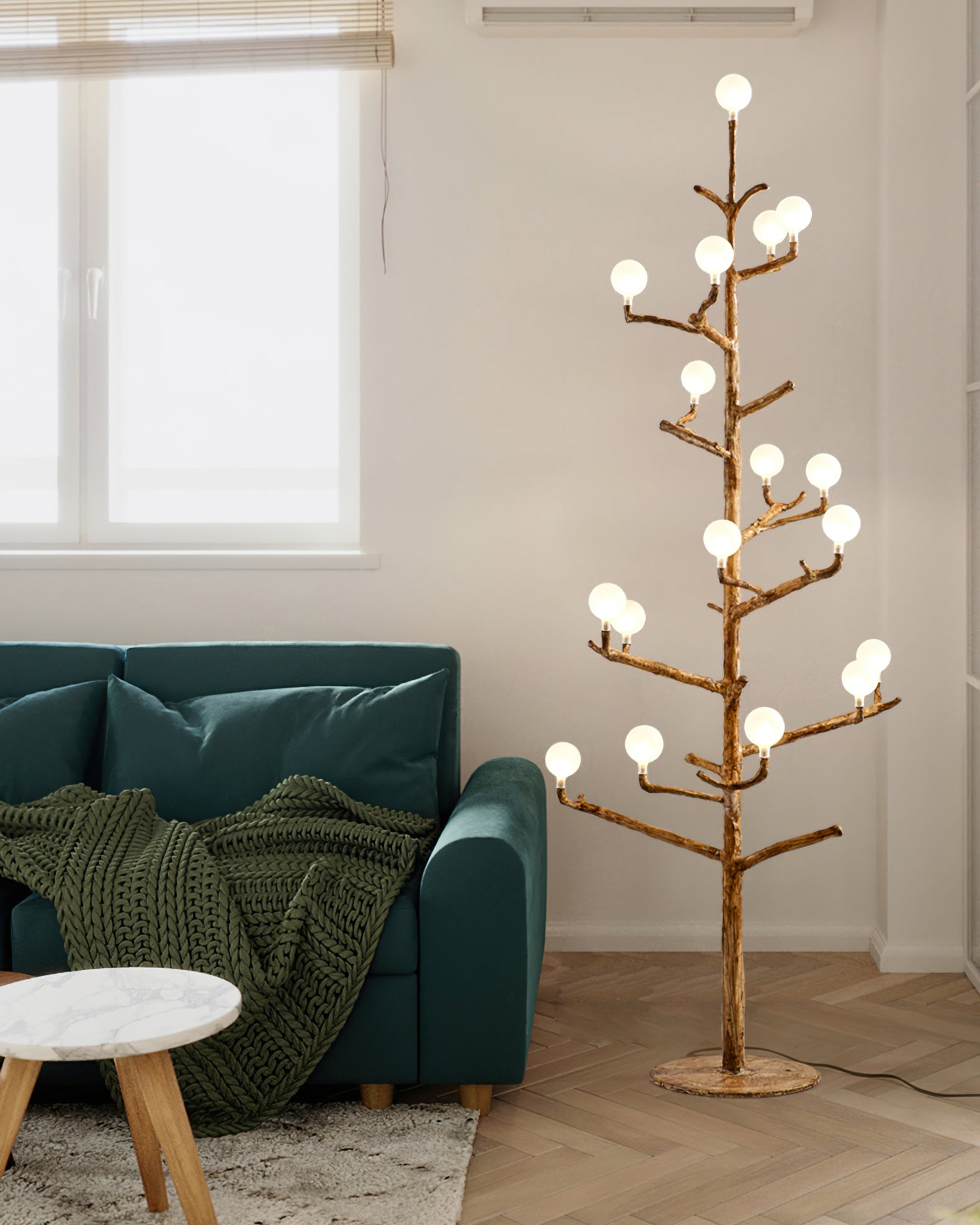 RAVENHALL WOODLAND HORN FLOOR LIGHT