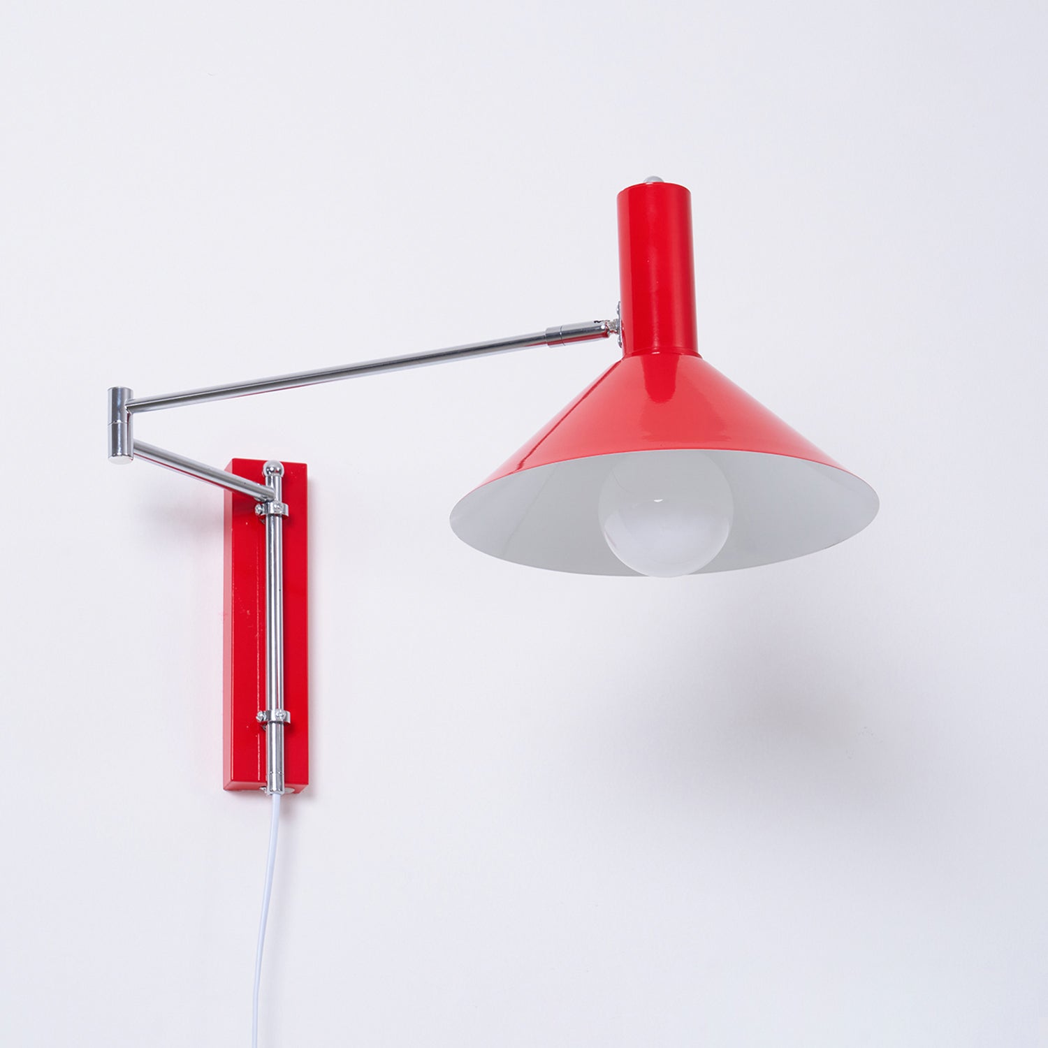 FENWICK ILLUMINATED WALL APPLIQUE