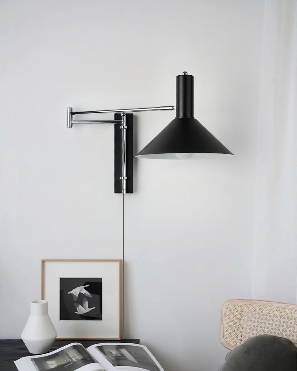 FENWICK ILLUMINATED WALL APPLIQUE