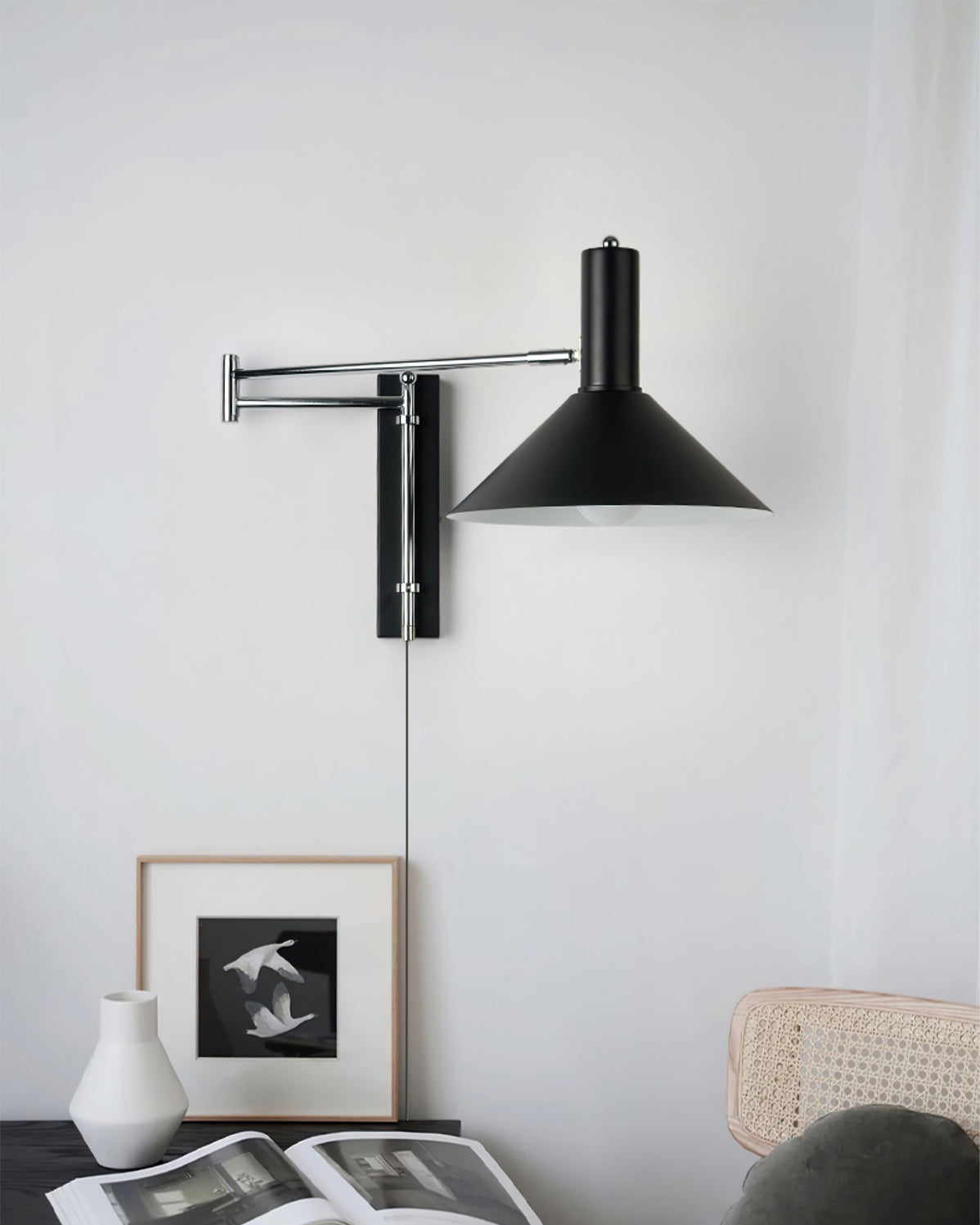 FENWICK ILLUMINATED WALL APPLIQUE