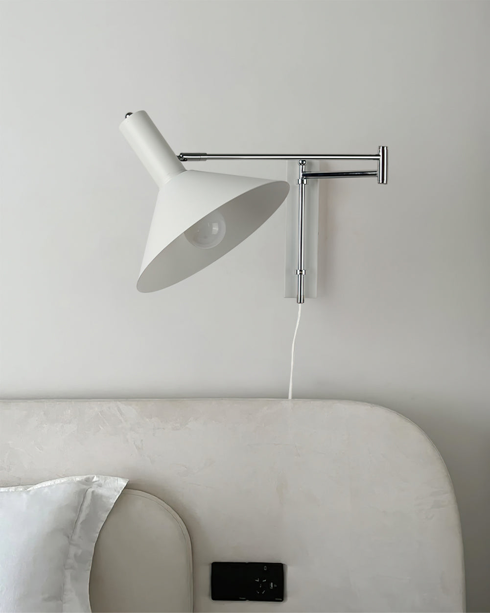 FENWICK ILLUMINATED WALL APPLIQUE