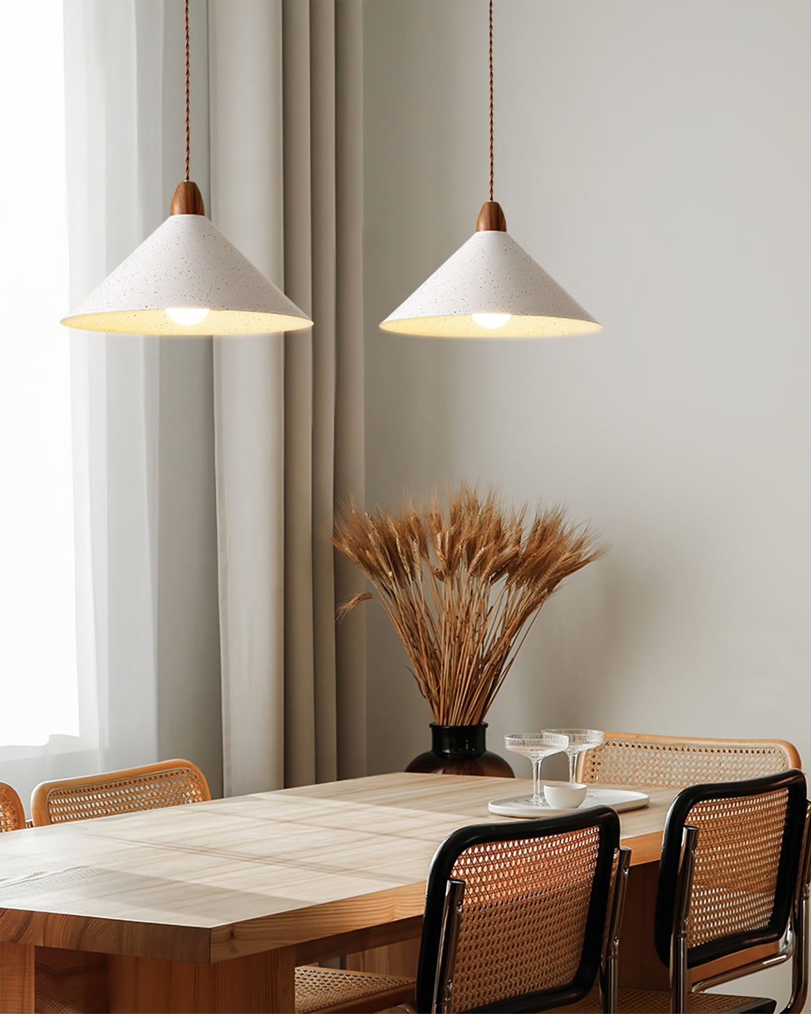 RAVENWOOD HANGING GLASS ILLUMINATOR