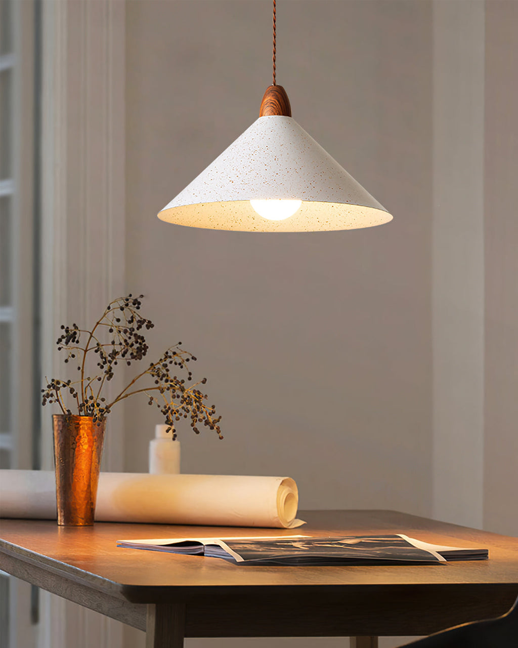 RAVENWOOD HANGING GLASS ILLUMINATOR