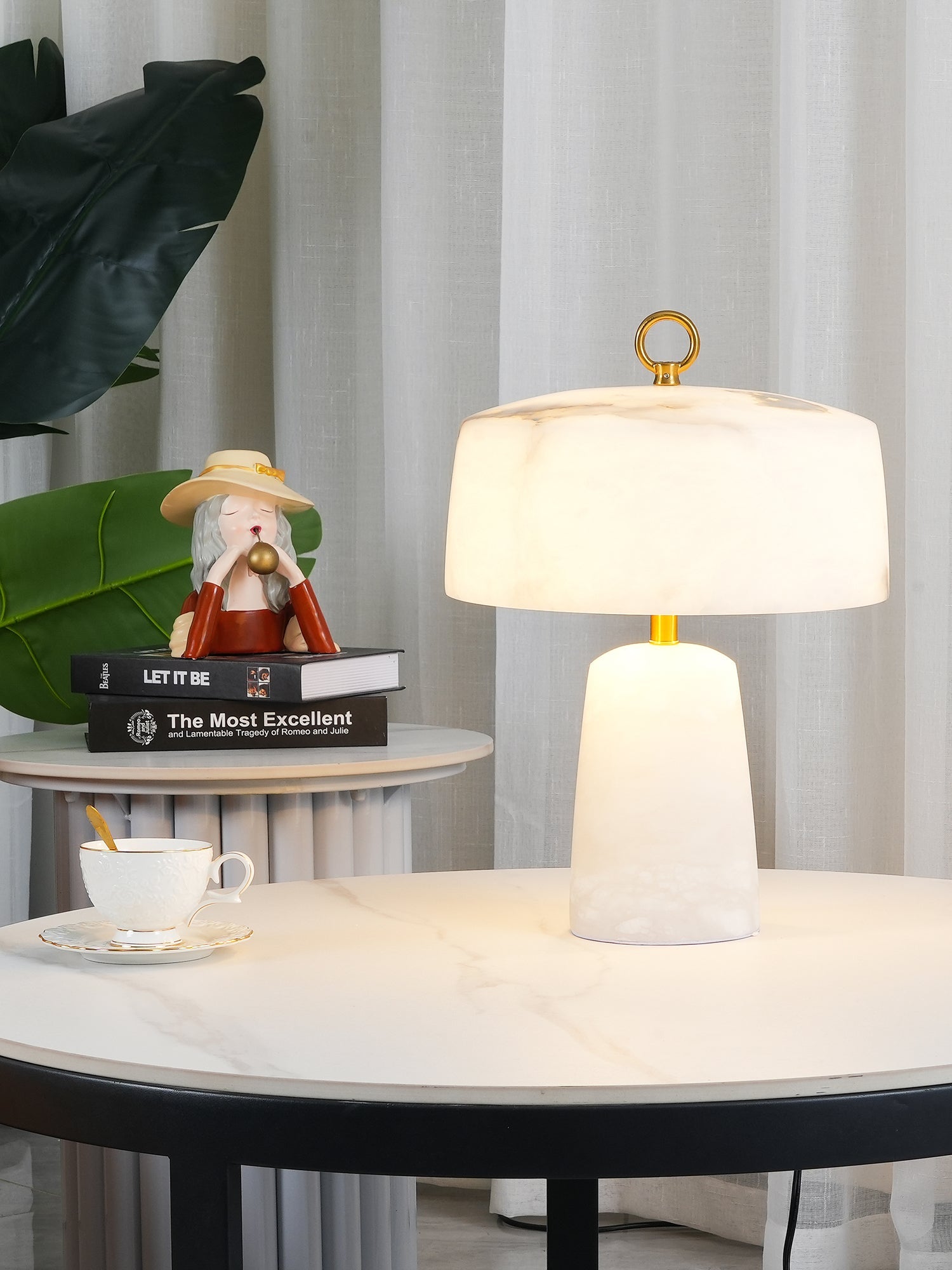 WINTHROP GEOMETRIC ILLUMINATION LAMP