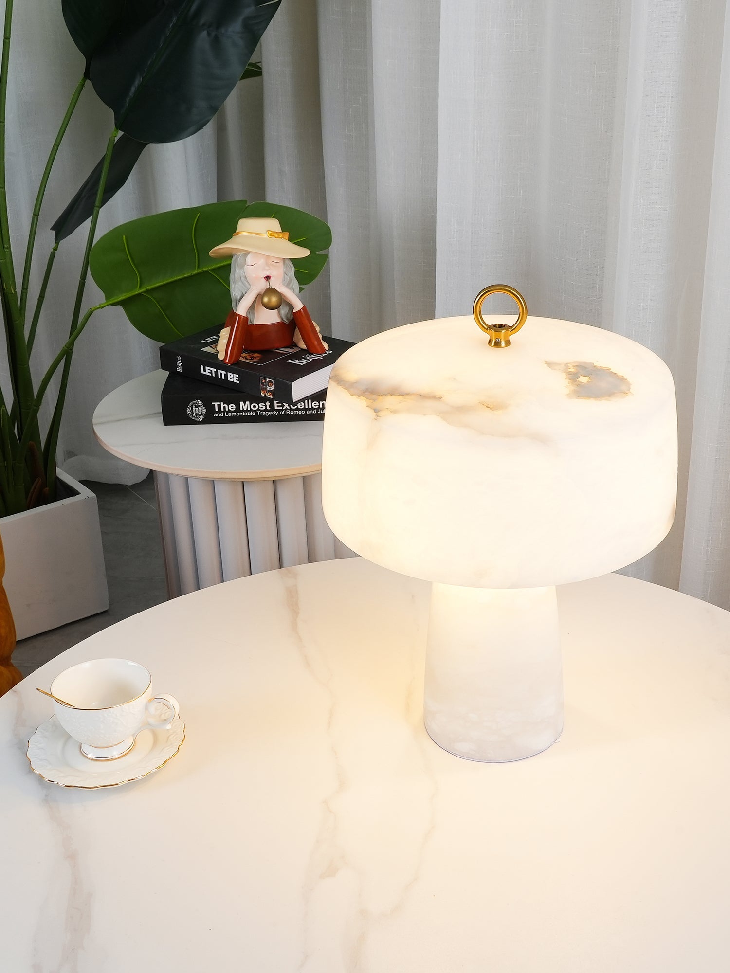 WINTHROP GEOMETRIC ILLUMINATION LAMP