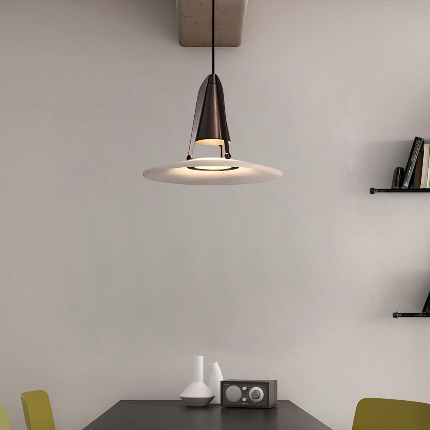 RAVENSHIRE HANGING GLASS ILLUMINATOR
