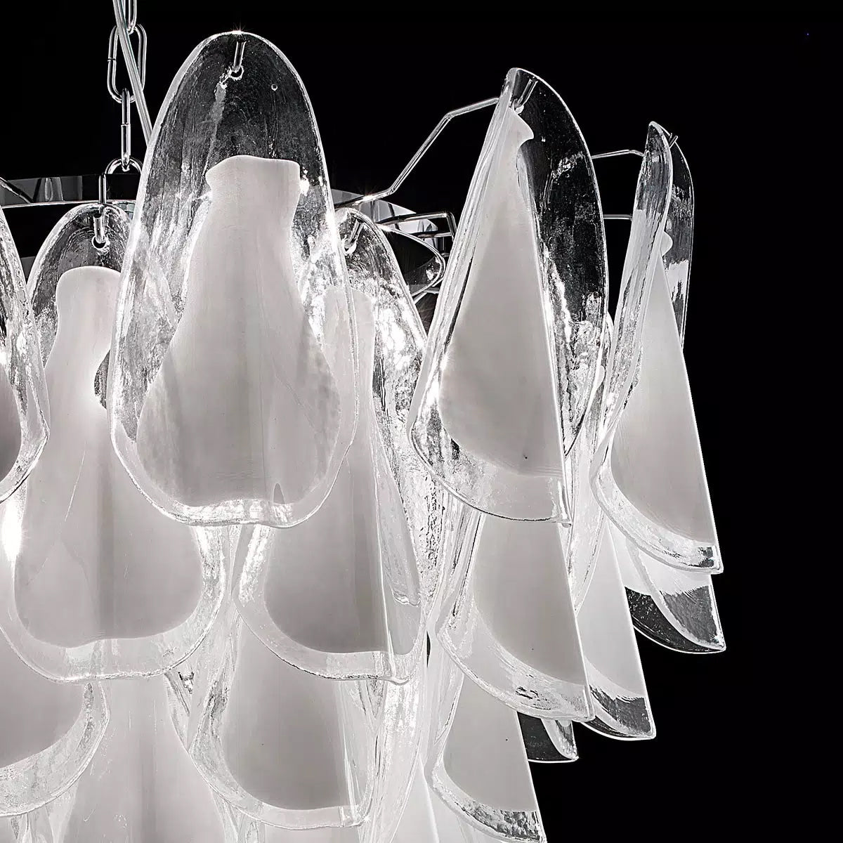 FROSTFELL CRYSTAL LUMINAIRE