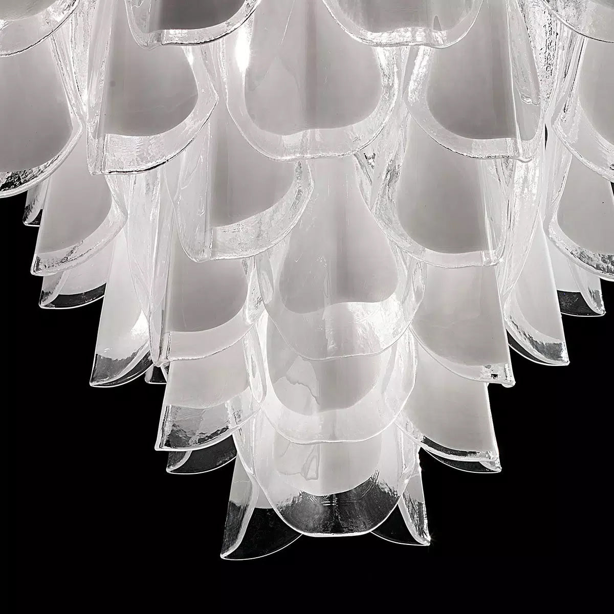 FROSTFELL CRYSTAL LUMINAIRE