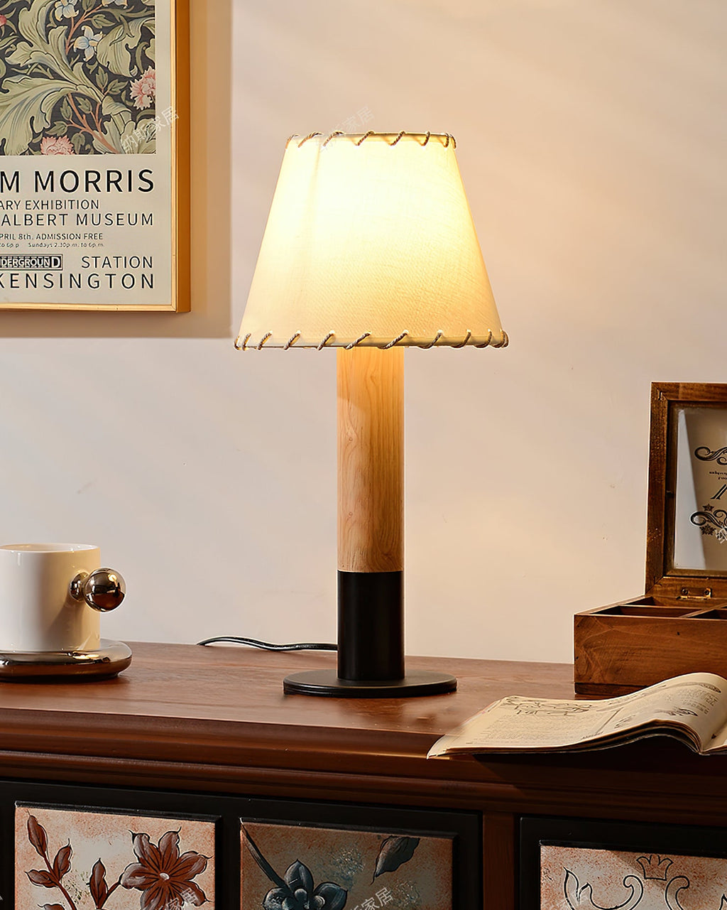 ELMINGTON WOODEN SHADE TABLE LANTERN