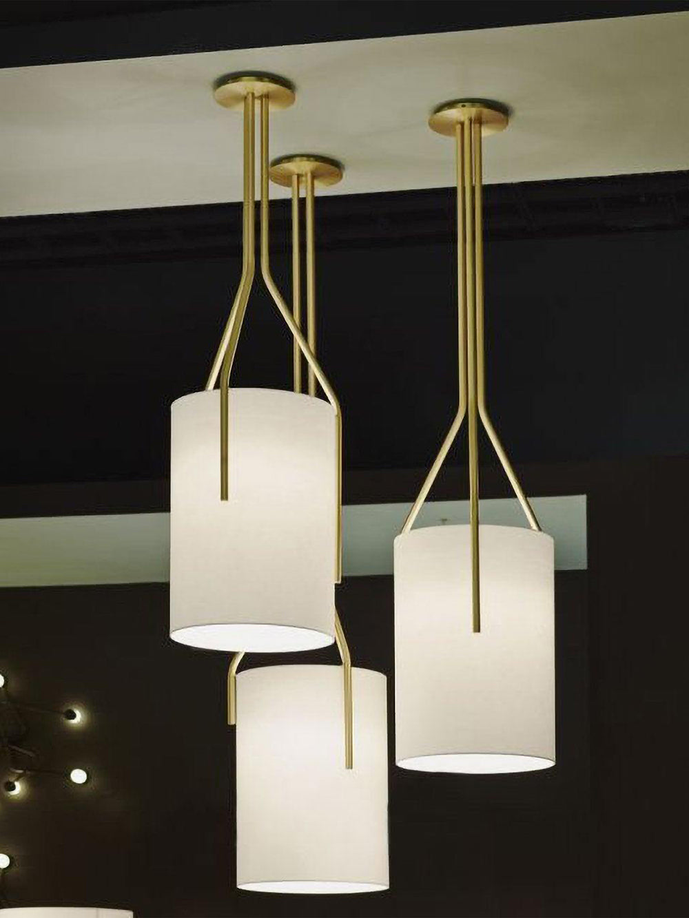 VERDANT BRANCHES CEILING LIGHT