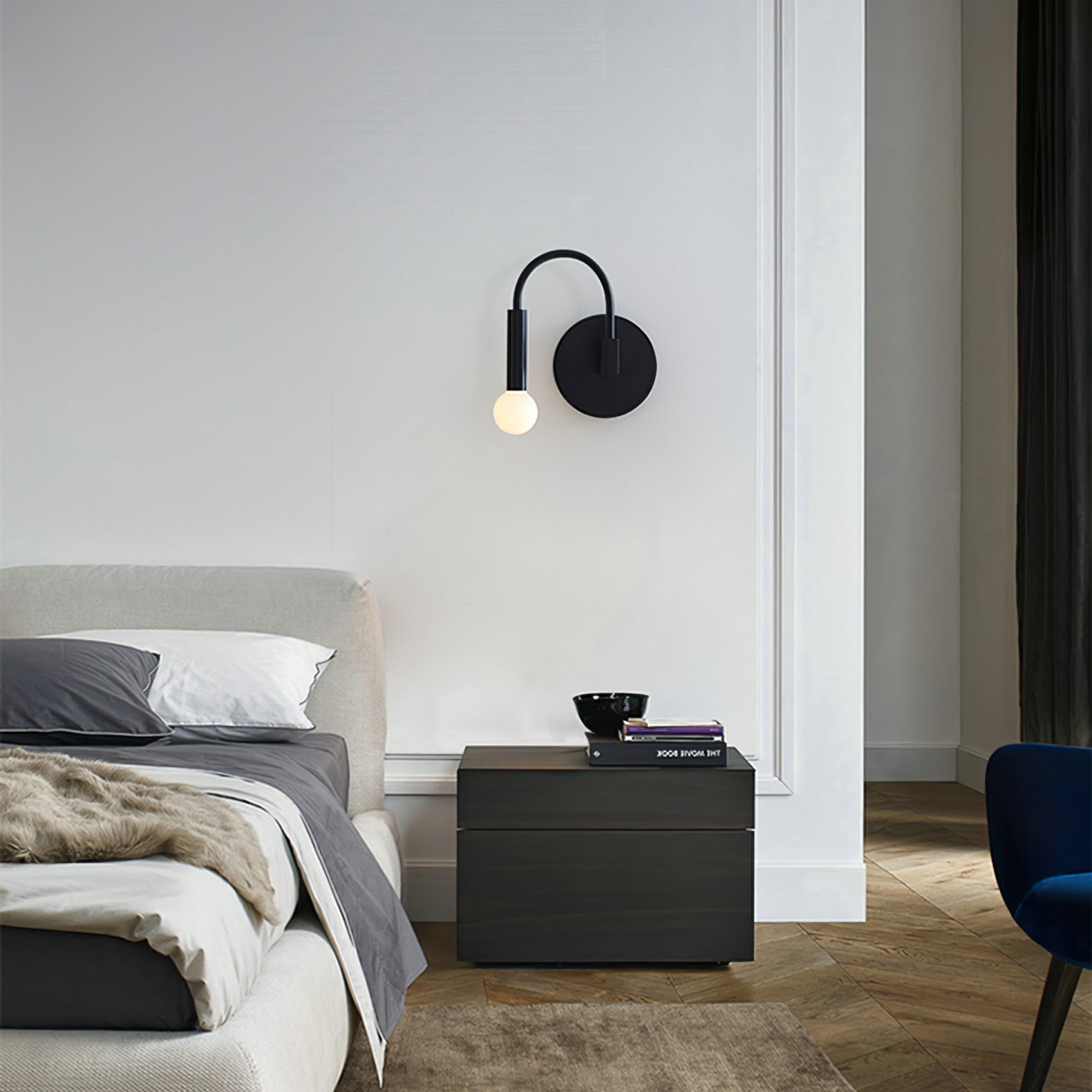 CHISWICK CURVED LUMINAIRE