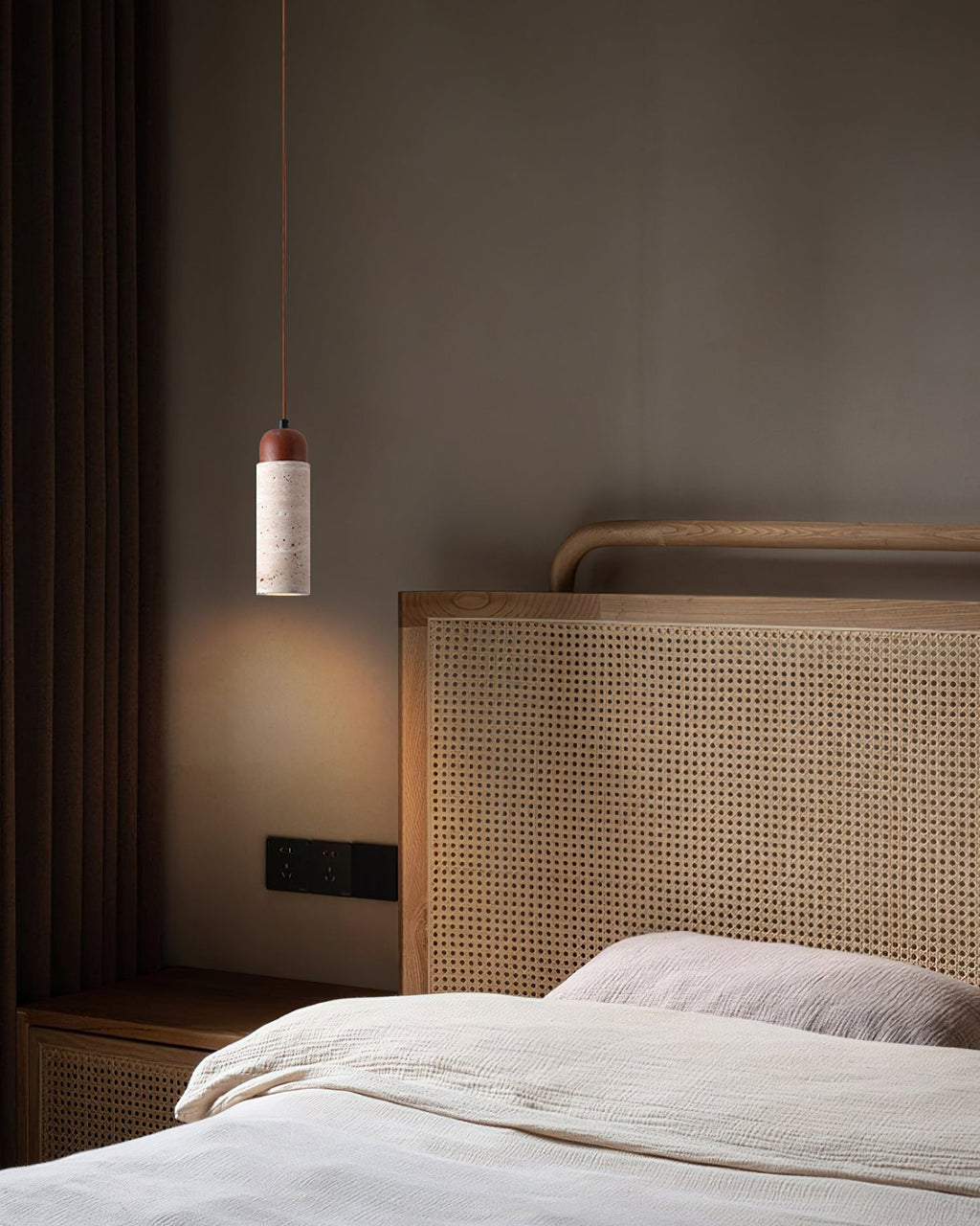 WINTHROP ILLUMINATION HANGING LANTERN