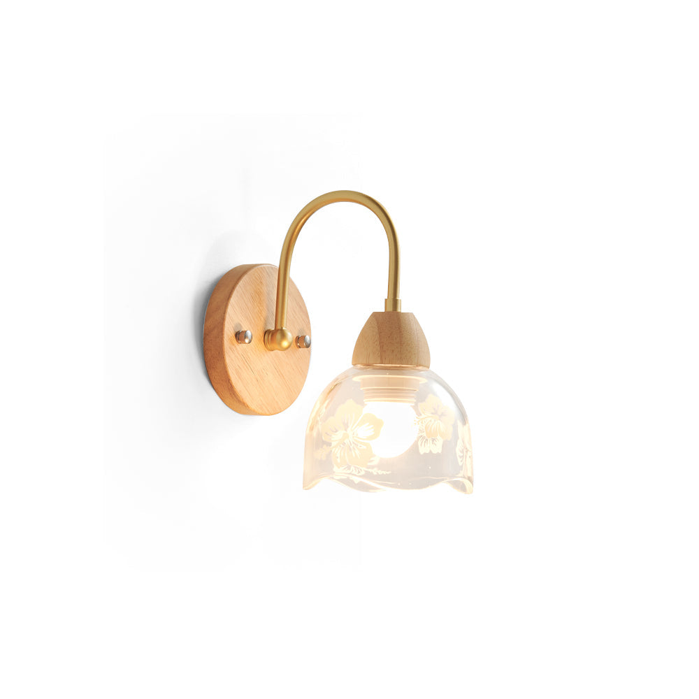 WINDSOR HALLWAY BRACKET LANTERN