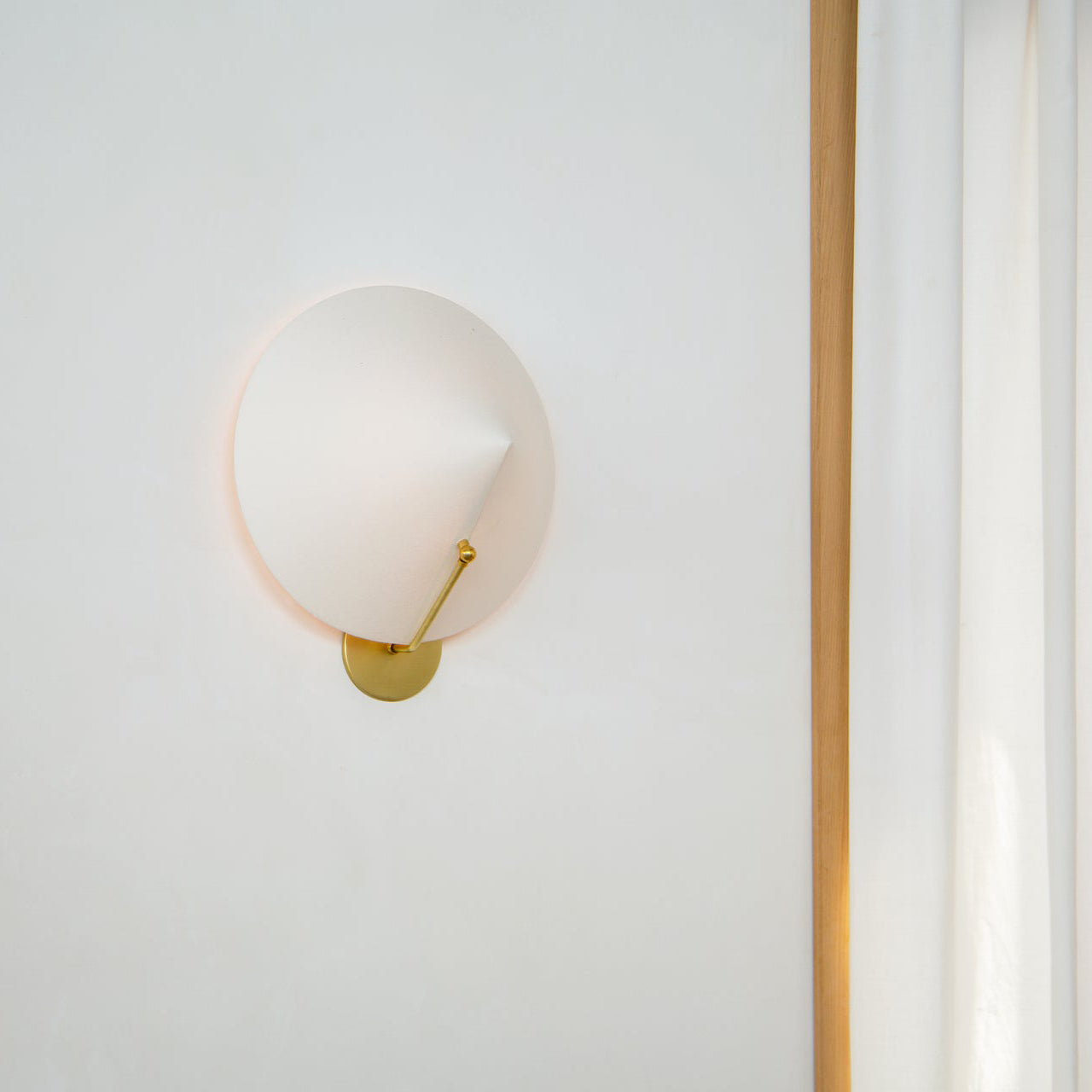 Winthrop Vintage Lantern Wall Sconce