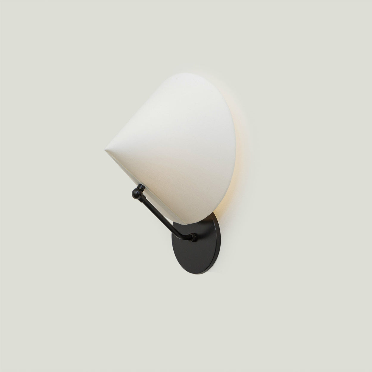 Winthrop Vintage Lantern Wall Sconce