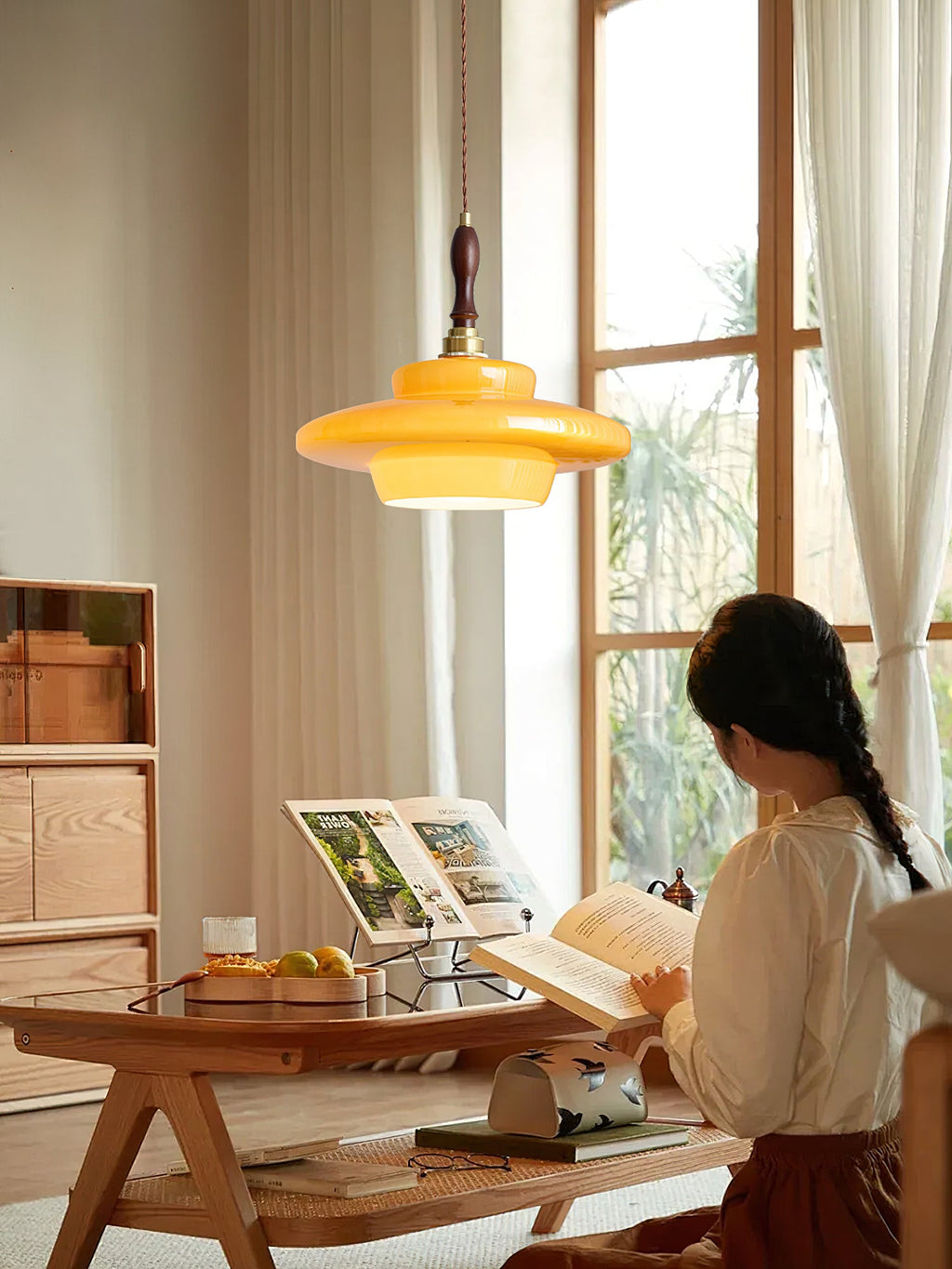 WINTHORPE SCENTED GLOW HANGING LAMP